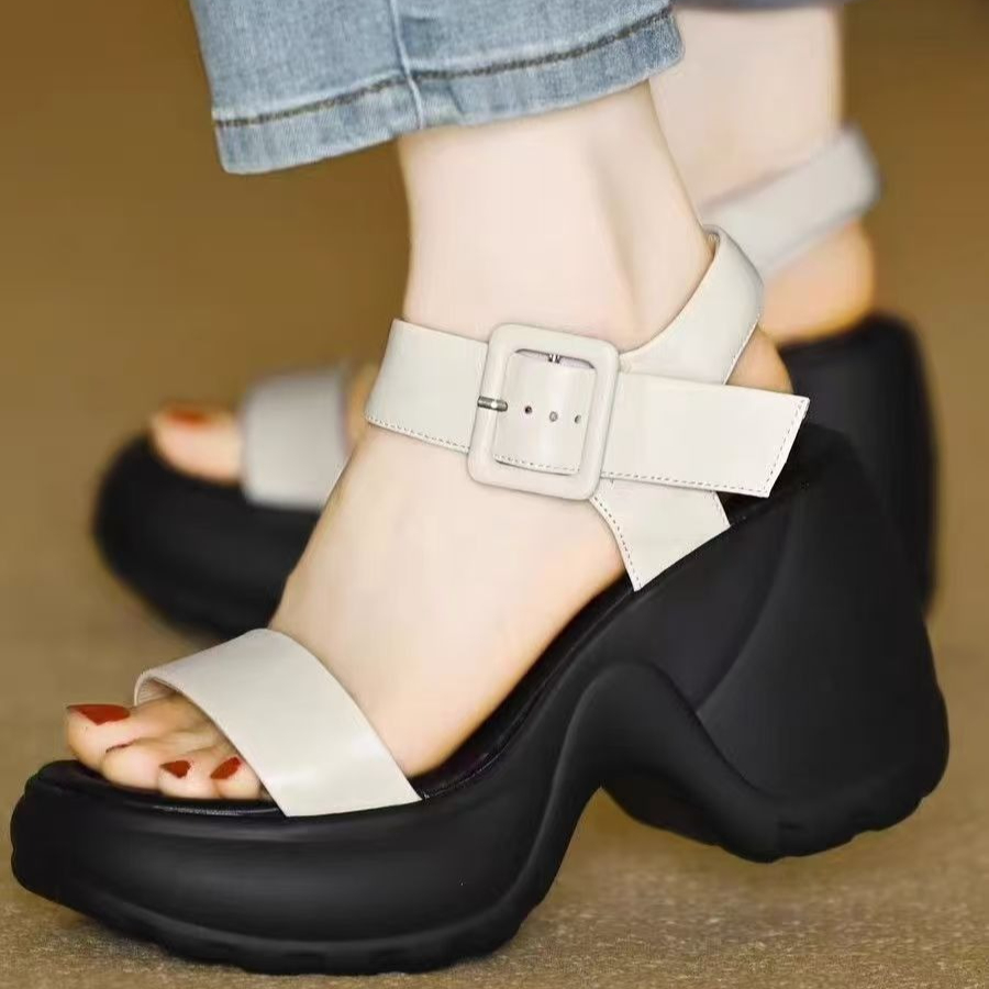 Sandalias de Plataforma con Cu - Women'S Fashion Petite reseña y precio