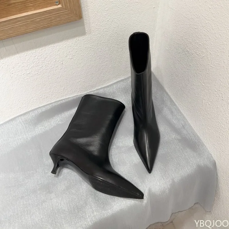 Botines Cortos de Tacón de Agu - Women'S Fashion Korea reseña y precio